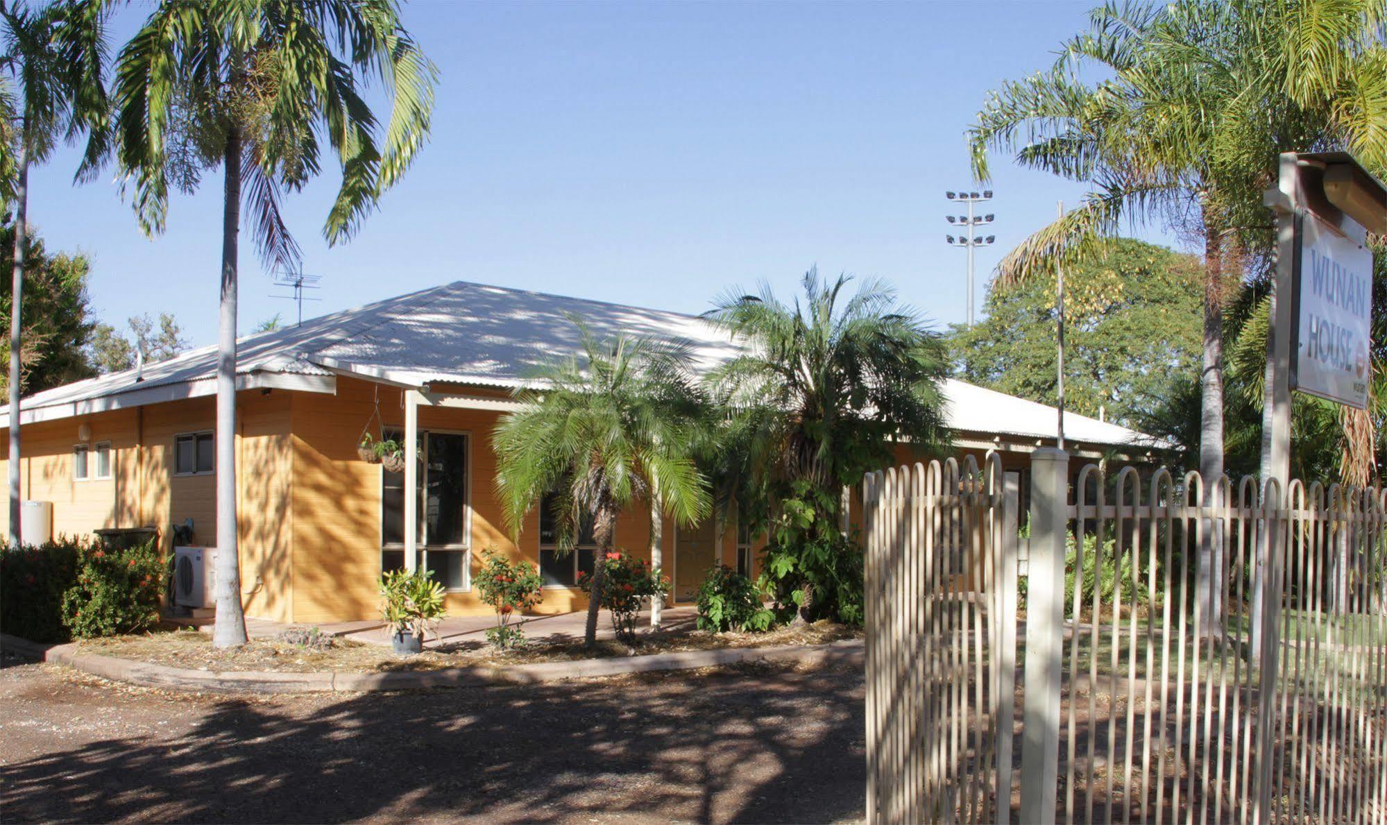 Wunan House Bed & Breakfast Kununurra Exterior photo